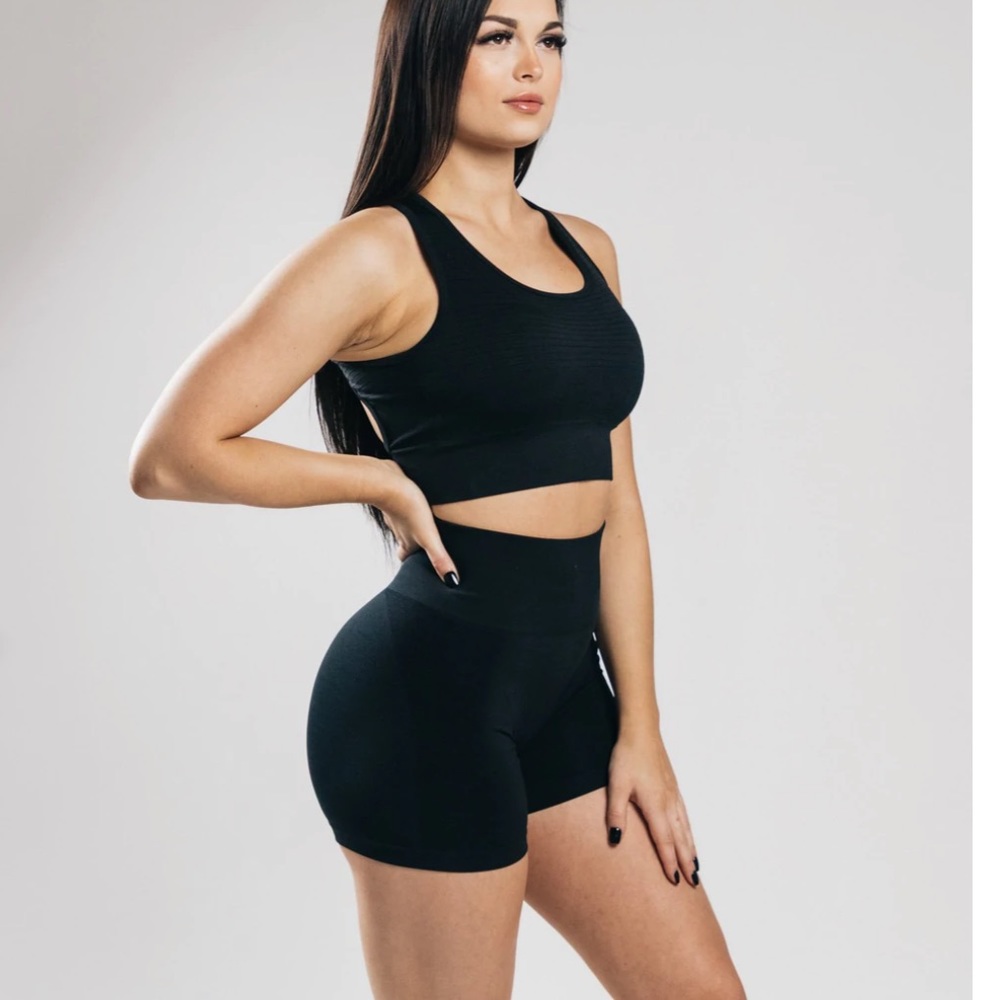 Alphalete Sports Bra- size small